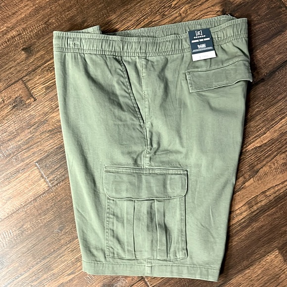 George Big Men Pull On Above the Knee Cargo Size 2XL (44-46) Green Artichoke NWT - Picture 4 of 10